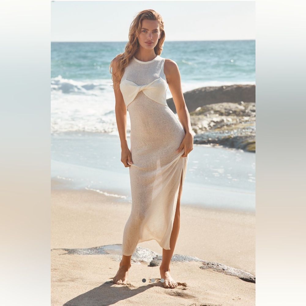 Anthropologie Sunday in Brooklyn Twist-Front Maxi Dress